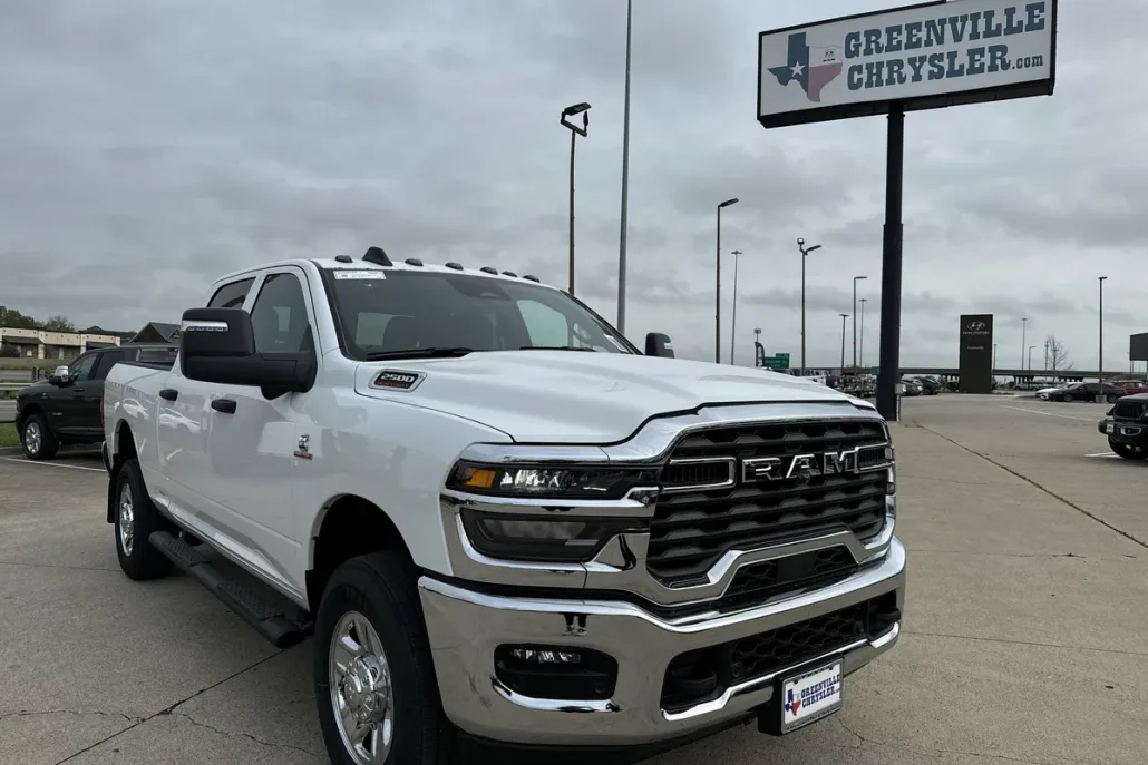 2025 Ram 2500 Tradesman photo 1