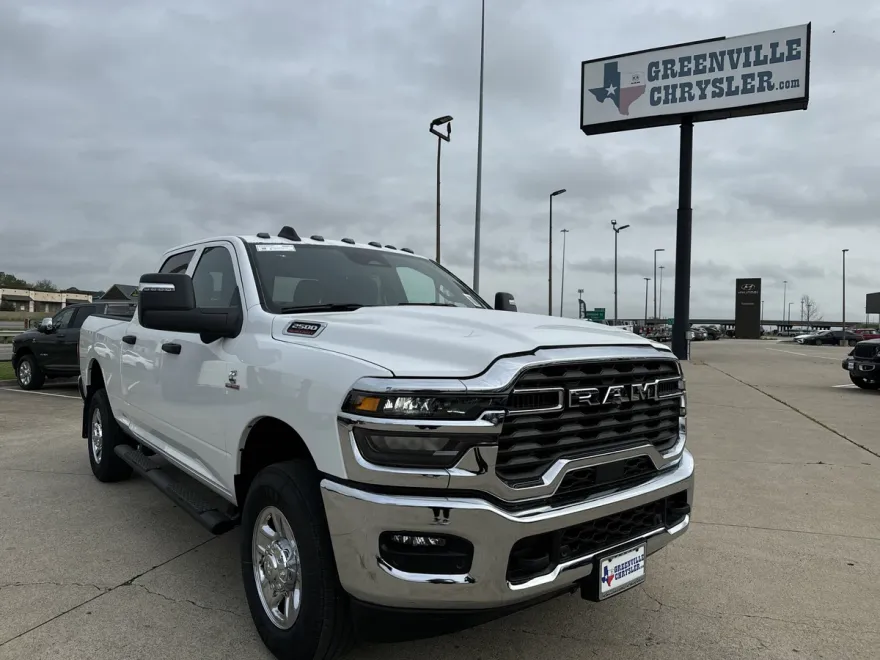 2025 Ram 2500 Tradesman photo 1