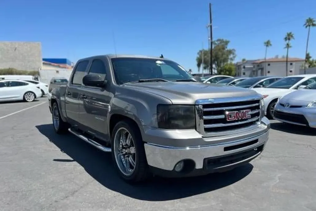 2013 Gmc Sierra 1500 SLE photo 1