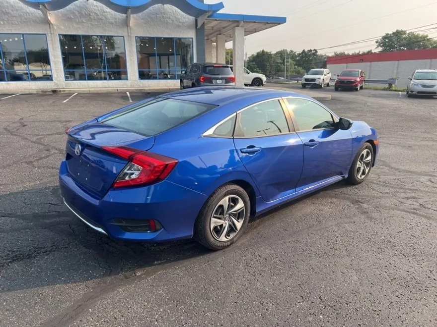 2021 Honda Civic LX photo 1