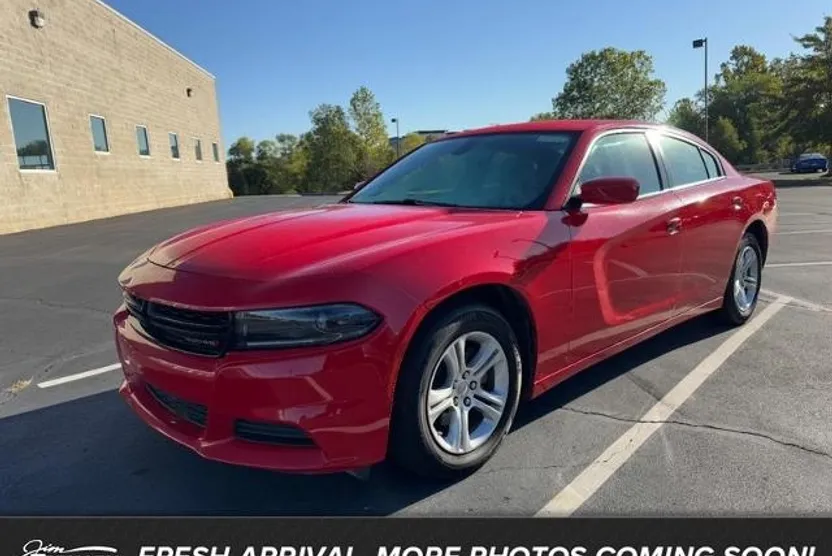 2022 Dodge Charger SXT photo 1