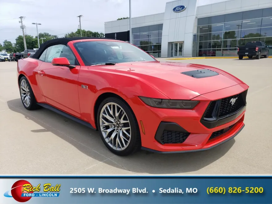 2025 Ford Mustang GT Premium Convertible photo 1