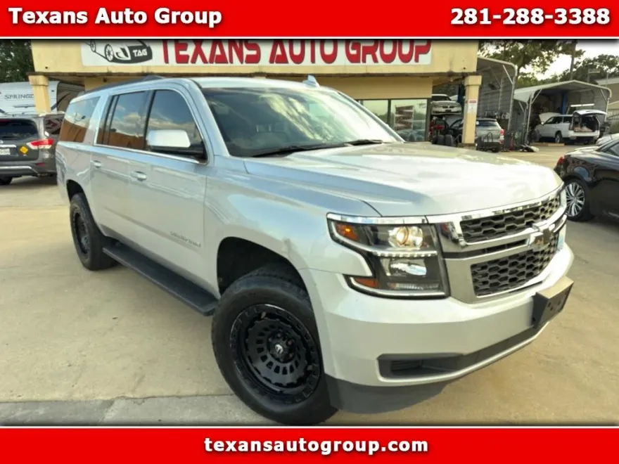 2020 Chevrolet Suburban LT photo 1