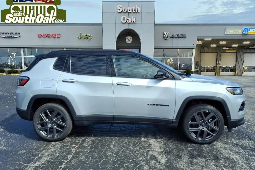 2025 Jeep Compass Limited photo 1