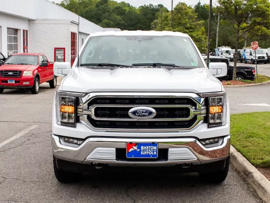 2023 Ford F-150 XLT photo 1