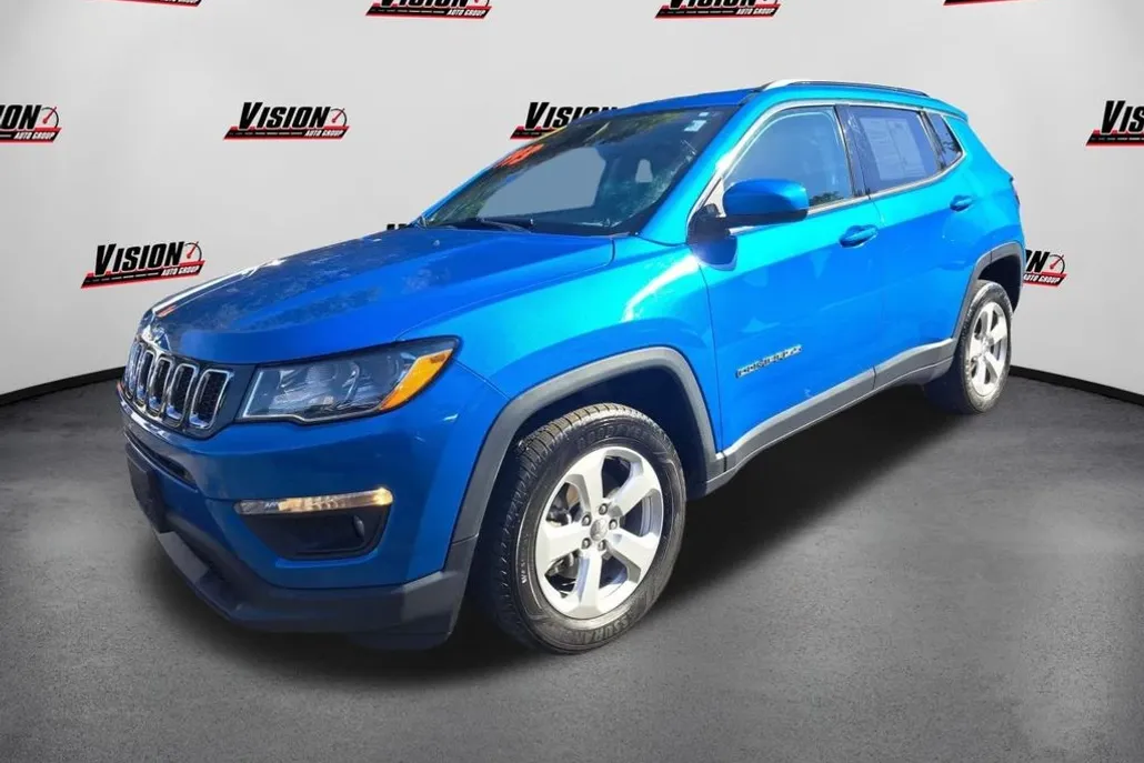 2018 Jeep Compass Latitude photo 1