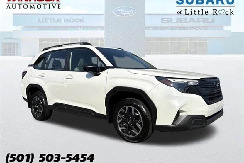 2025 Subaru Forester Base photo 1