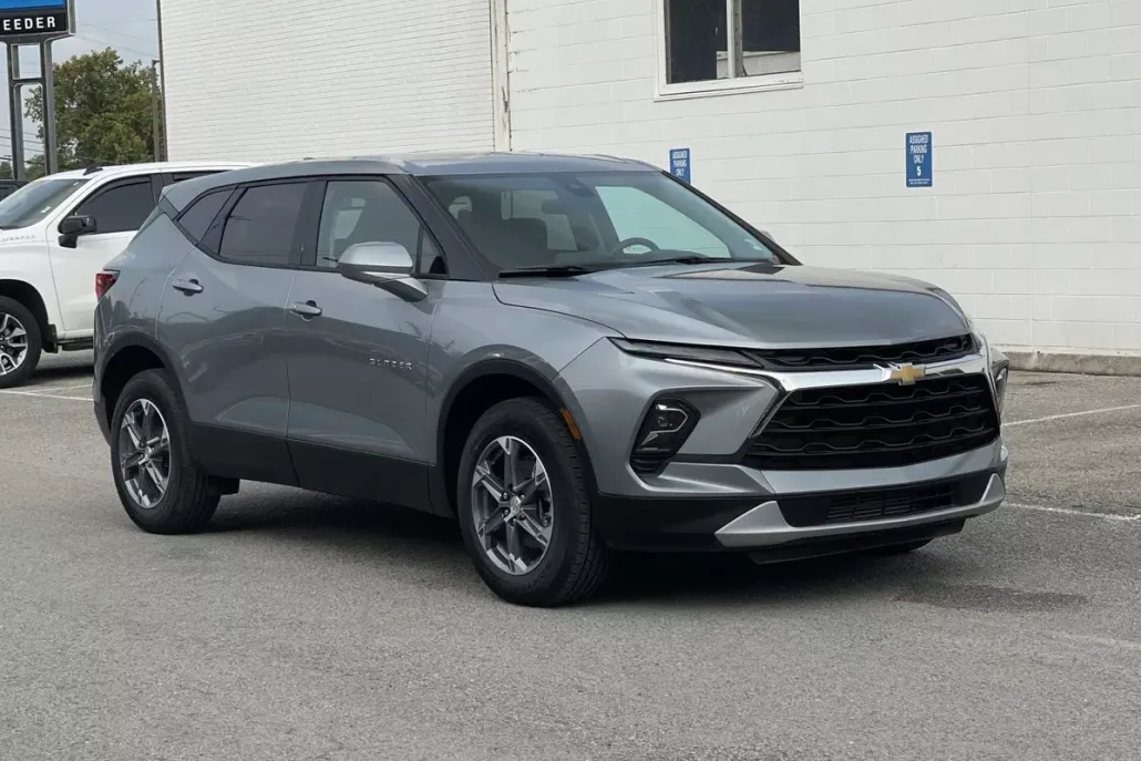 2025 Chevrolet Blazer 2LT photo 1
