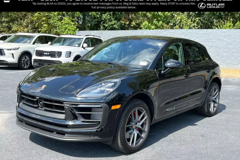 2023 Porsche Macan S photo 1