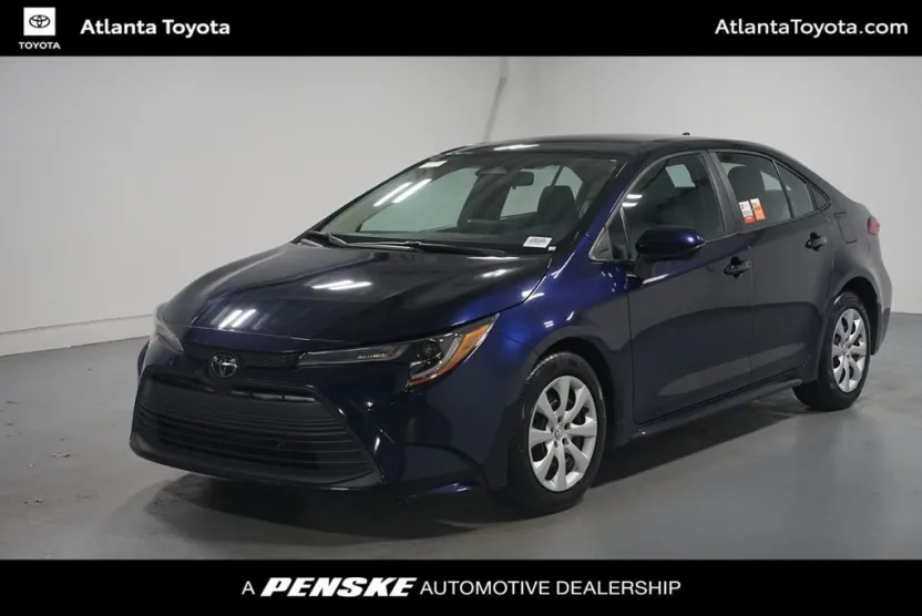 2023 Toyota Corolla LE photo 1