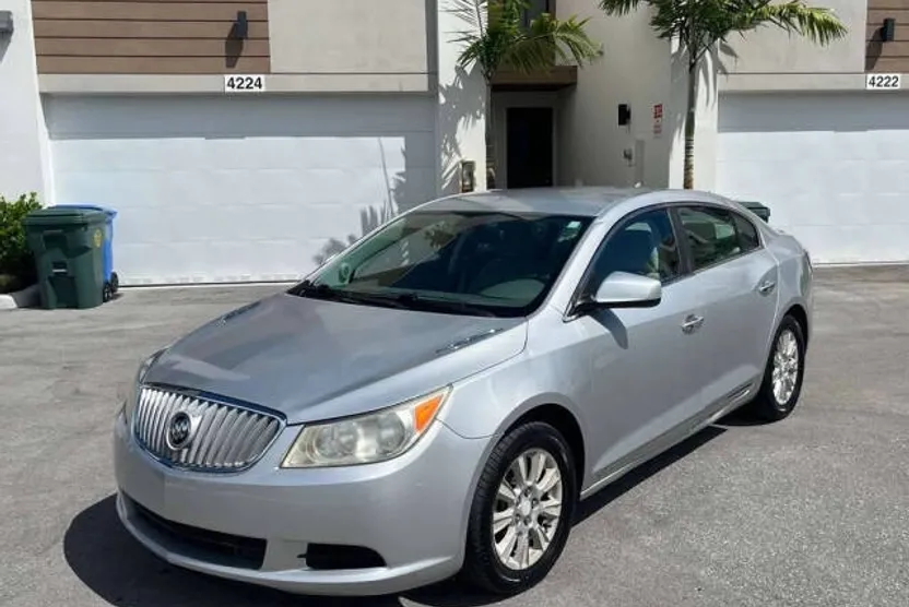 2011 Buick LaCrosse CX photo 1