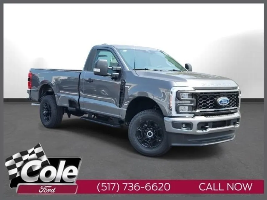 2025 Ford F-350 XL photo 1