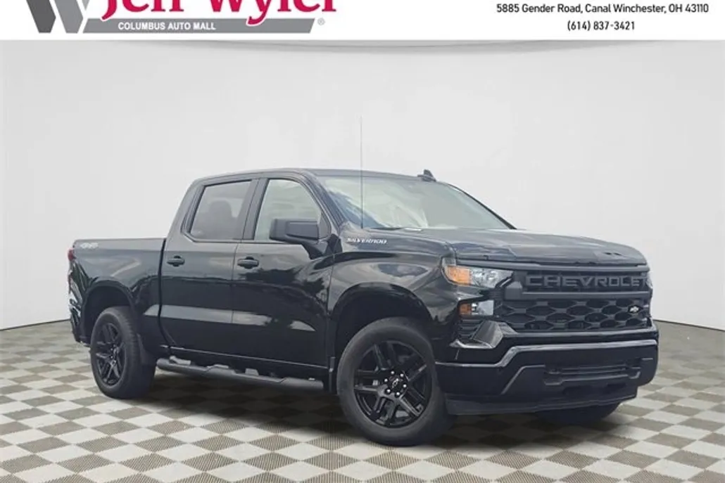 2025 Chevrolet Silverado 1500 Custom photo 1