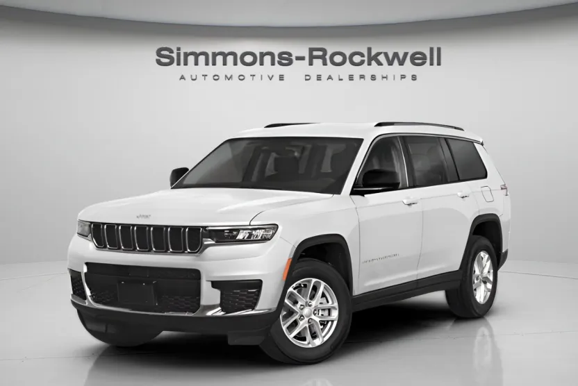 2024 Jeep Grand Cherokee Laredo photo 1