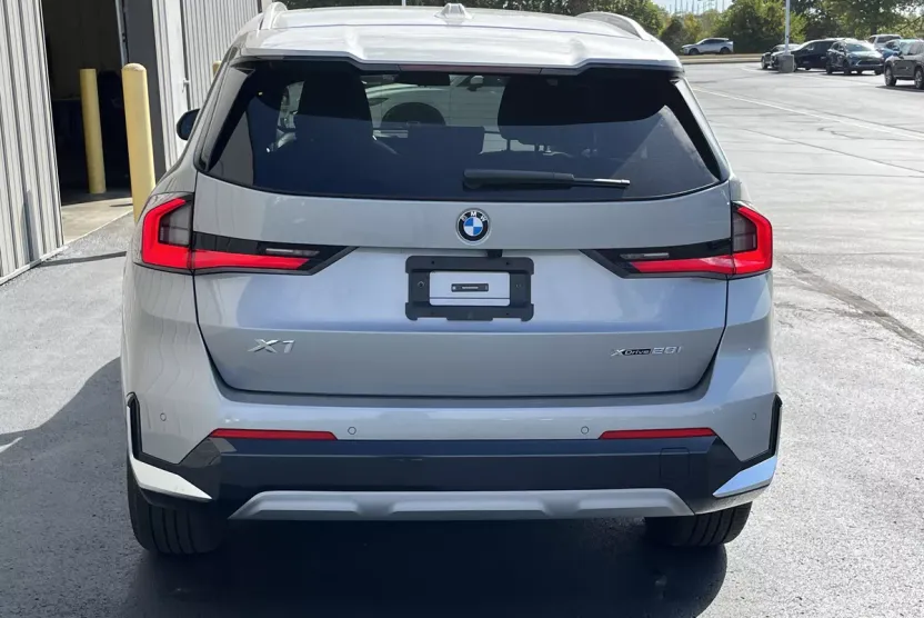 2024 Bmw X1 XDrive28i photo 1