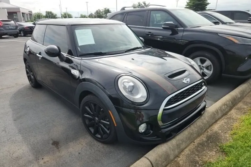 2016 Mini Cooper 2 Door Hardtop S photo 1