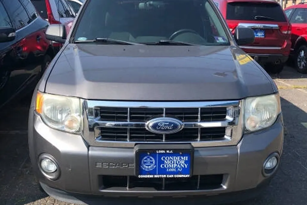 2012 Ford Escape XLT photo 1