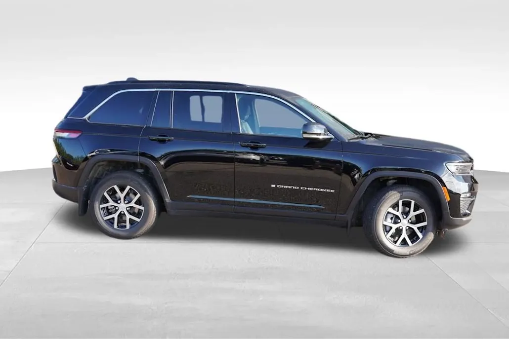 2025 Jeep Grand Cherokee Limited photo 1