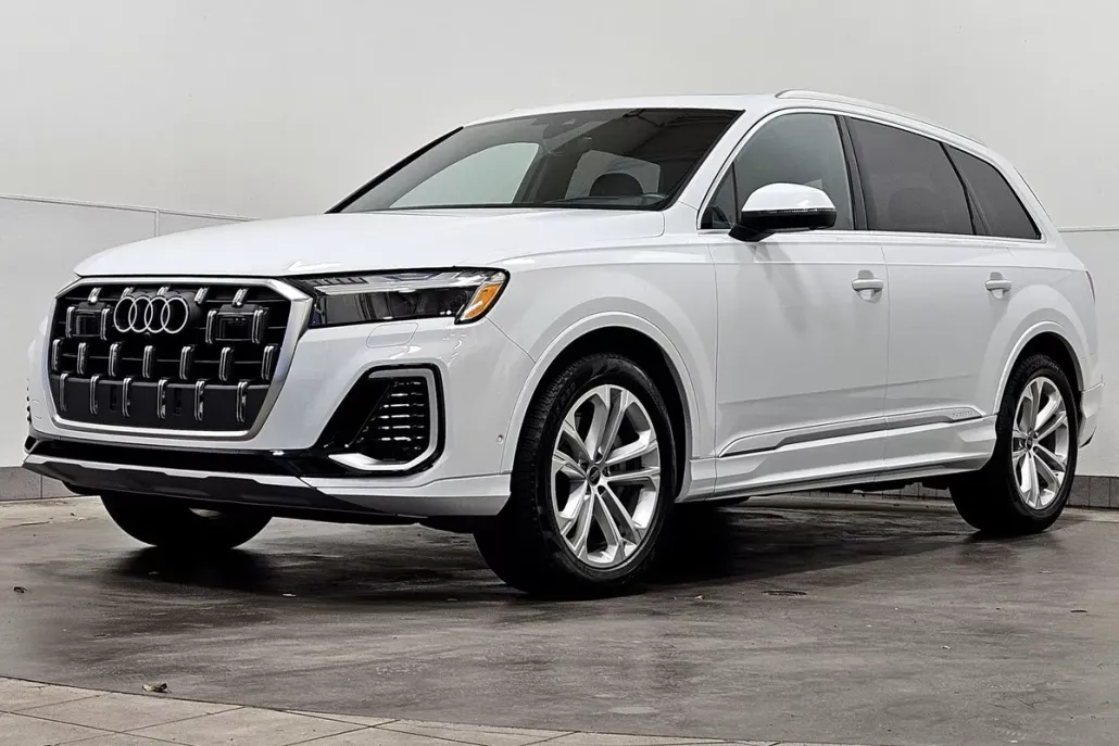 2025 Audi Q7 55 Premium photo 1