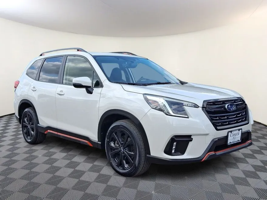 2023 Subaru Forester Sport photo 1