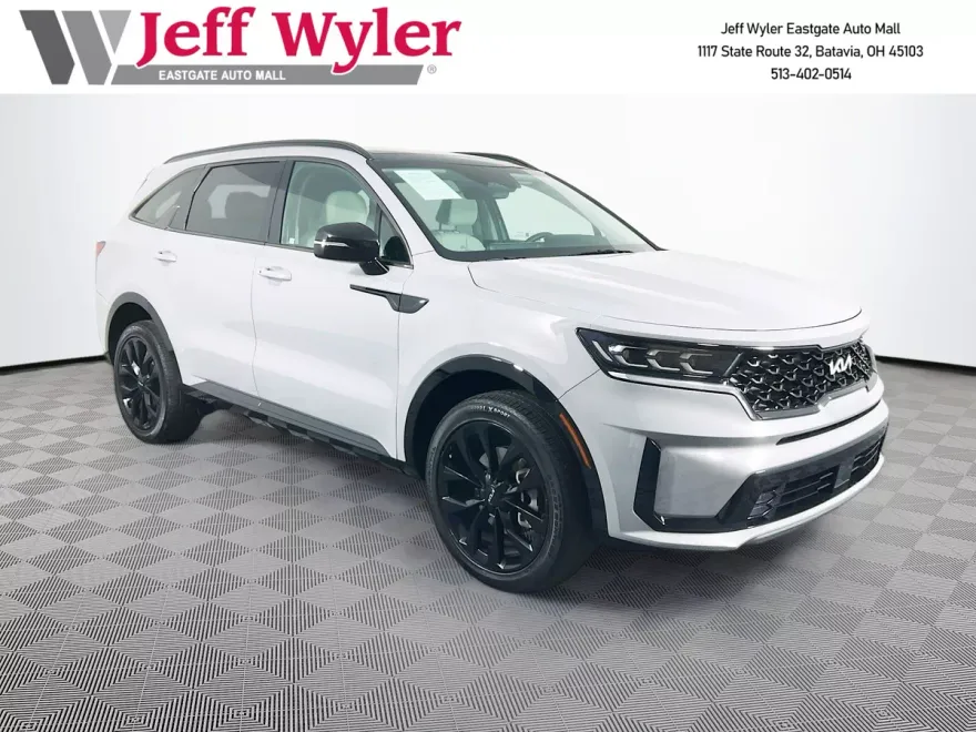 2022 Kia Sorento SX photo 1