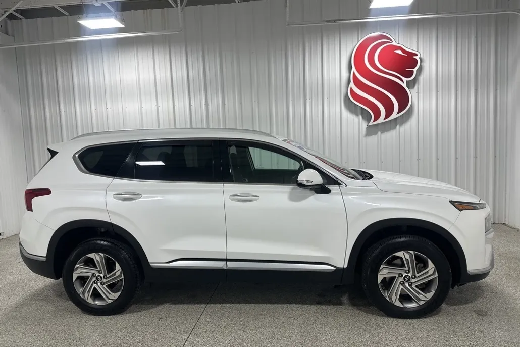 2021 Hyundai Santa Fe SEL Convenience photo 1