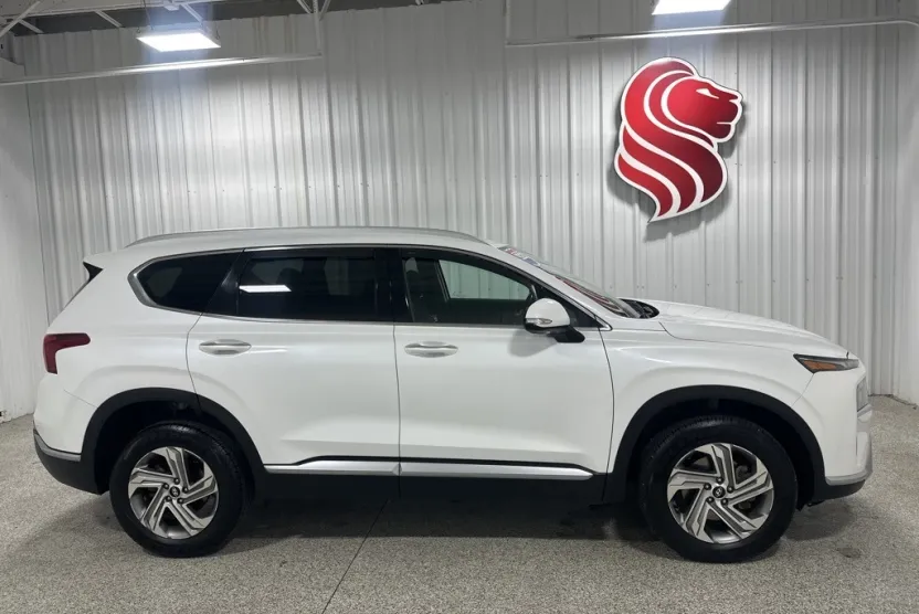 2021 Hyundai Santa Fe SEL Convenience photo 1
