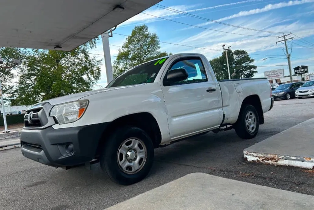 2014 Toyota Tacoma Base photo 1