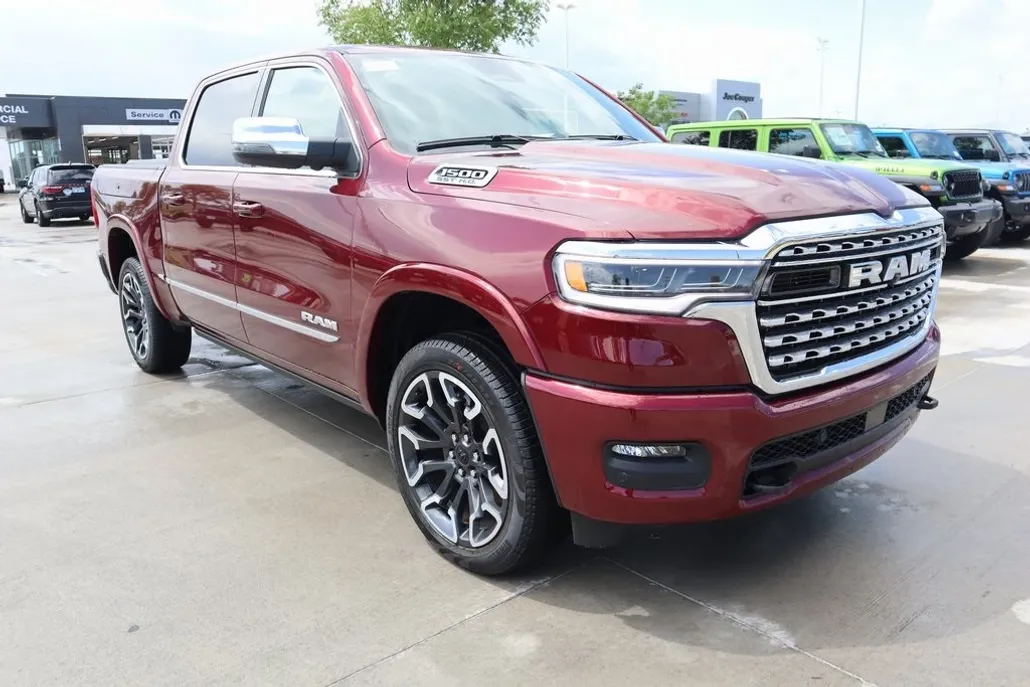 2025 Ram 1500 Limited photo 1
