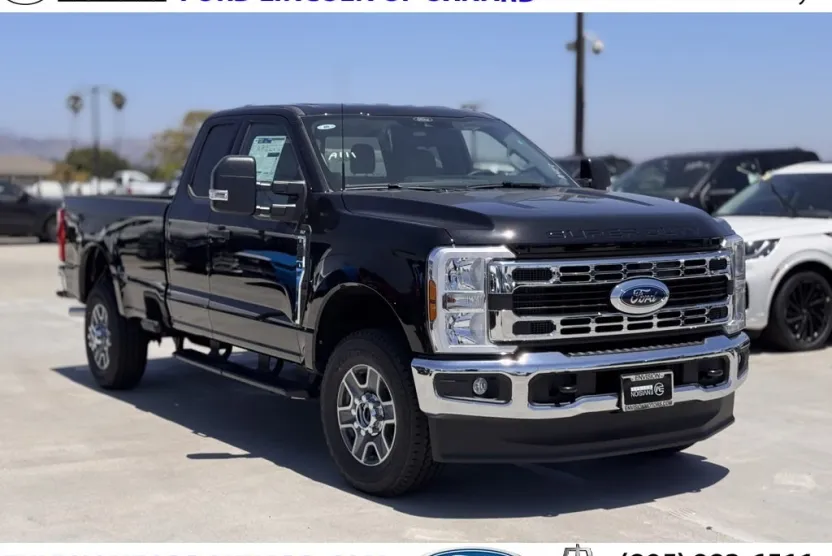 2025 Ford F-350 XLT photo 1