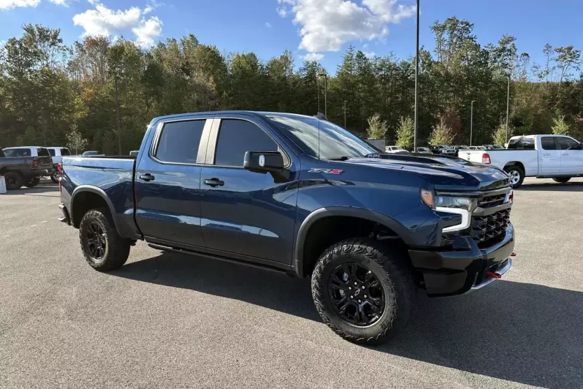2023 Chevrolet Silverado 1500 ZR2 photo 1