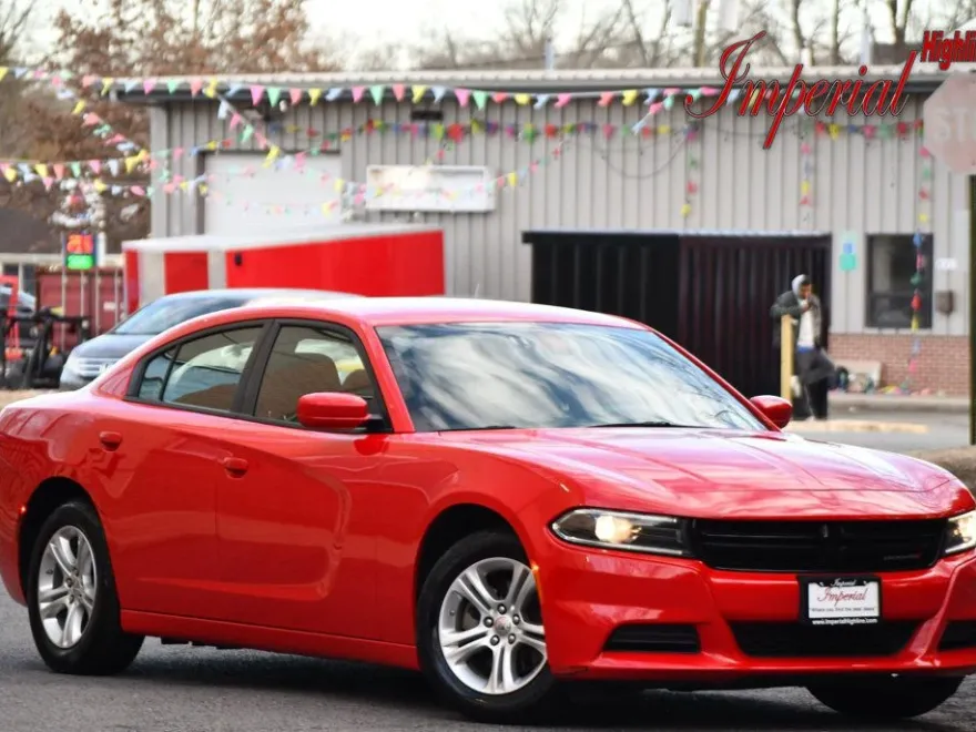 2022 Dodge Charger SXT photo 1