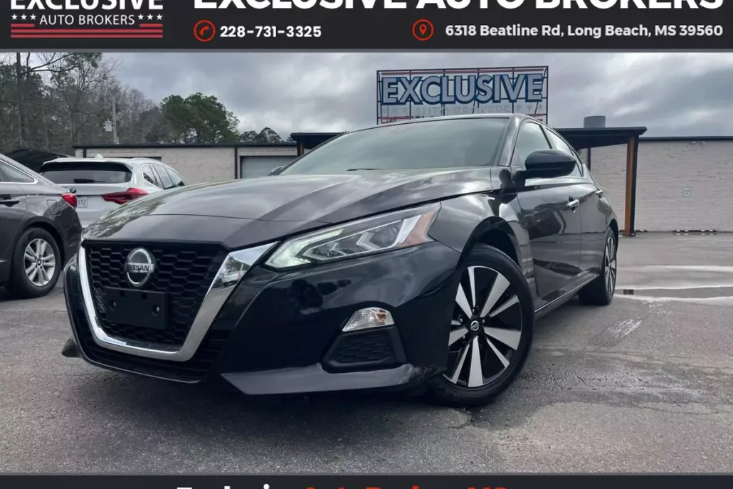 2022 Nissan Altima 2.5 SV photo 1