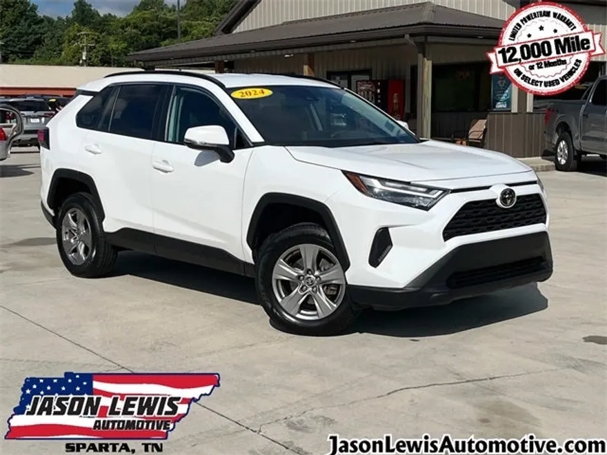 2024 Toyota RAV4 XLE photo 1