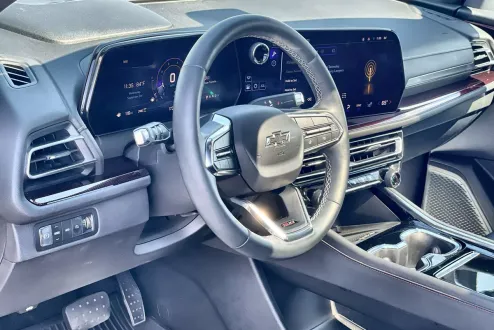 2024 Chevrolet Traverse Z71 photo 1