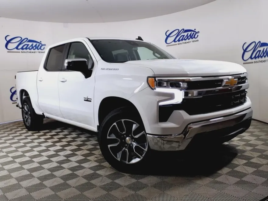 2026 Chevrolet Silverado 1500 LT photo 1