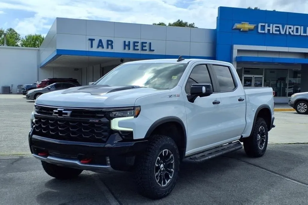 2022 Chevrolet Silverado 1500 ZR2 photo 1