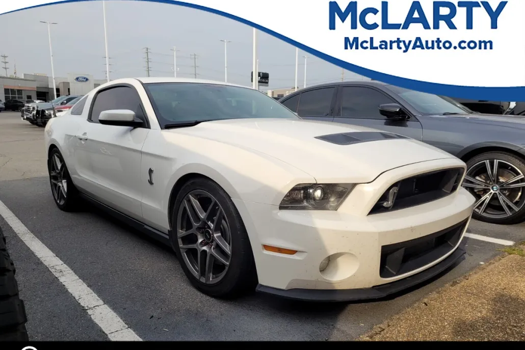 2011 Ford Mustang Shelby GT500 photo 1