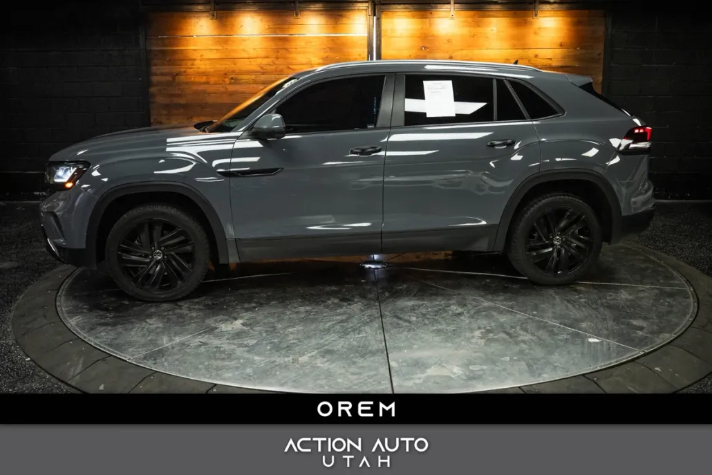 2021 Volkswagen Atlas Cross Sport SE Technology photo 1