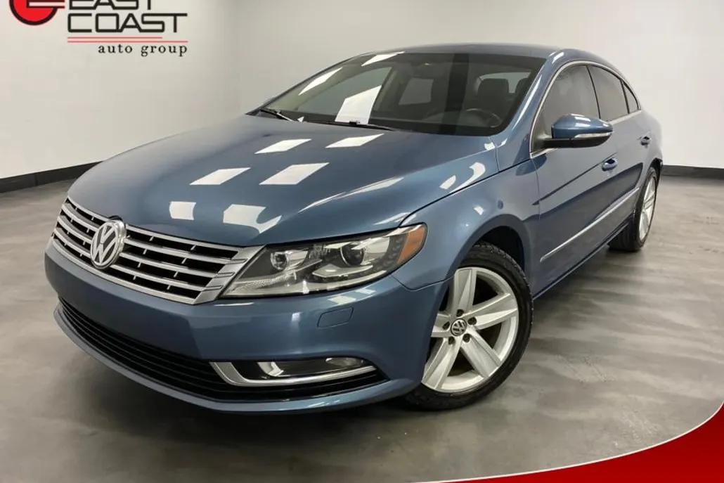 2017 Volkswagen CC 2.0T Sport photo 1