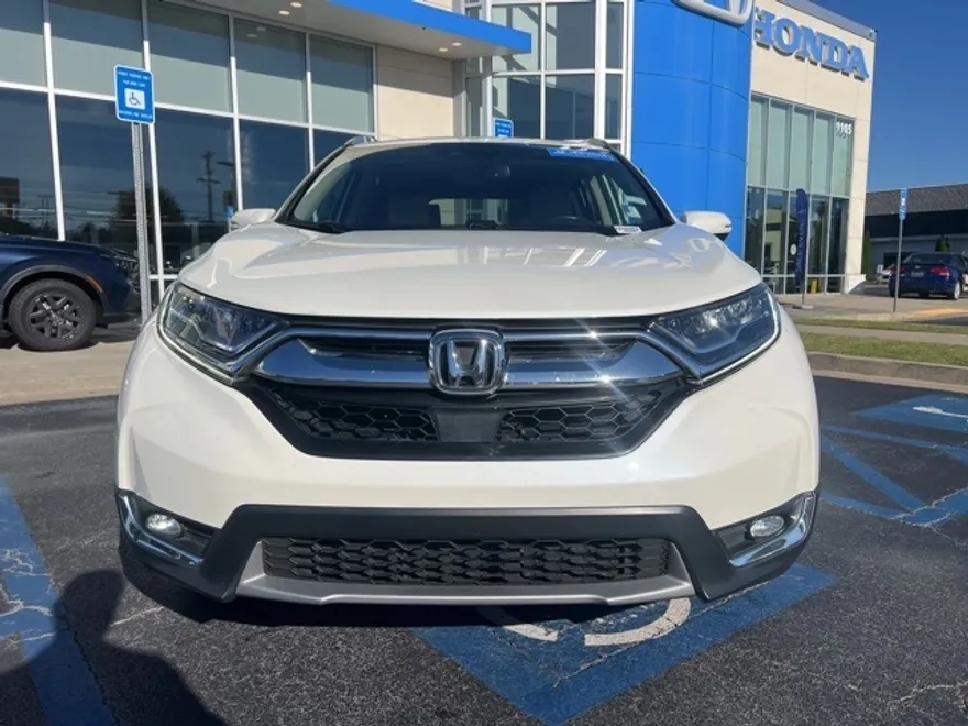 2018 Honda CR-V Touring photo 1