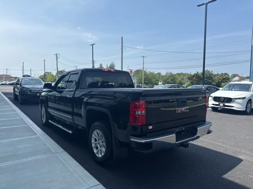 2015 Gmc Sierra 1500 SLE photo 1