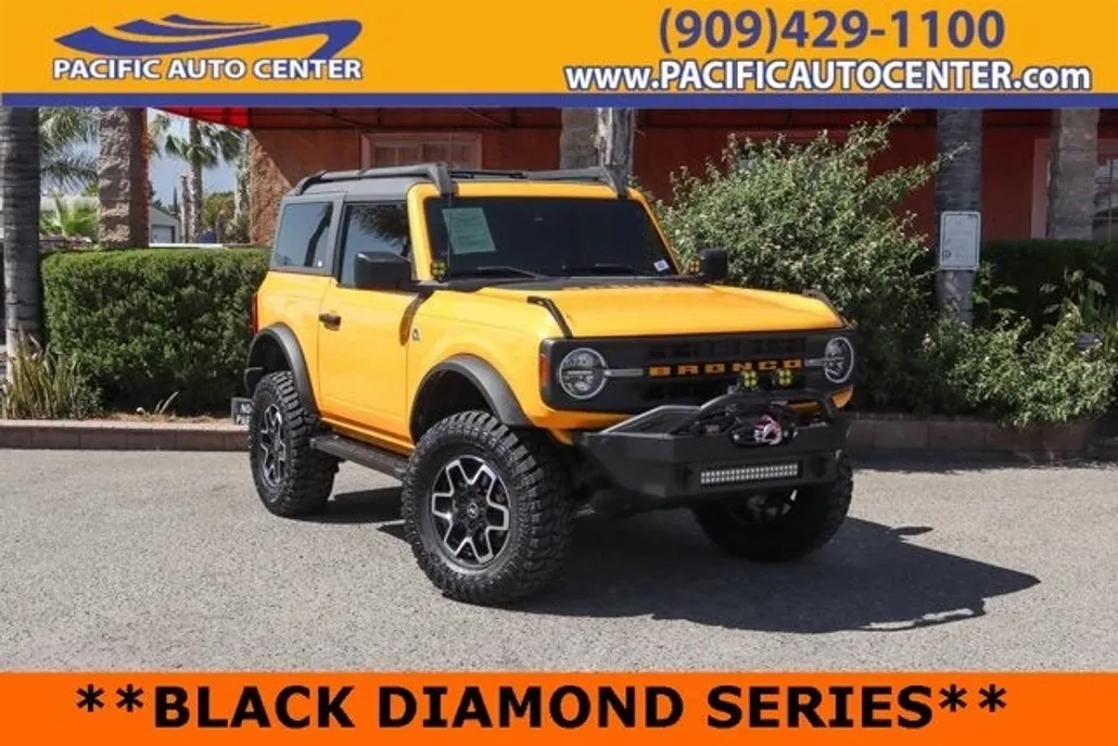 2022 Ford Bronco Black Diamond photo 1