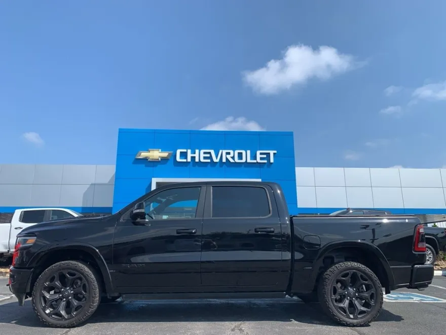 2020 Ram 1500 Limited photo 1