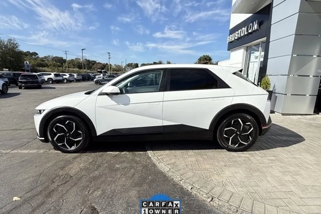 2023 Hyundai Ioniq 5 SEL photo 1