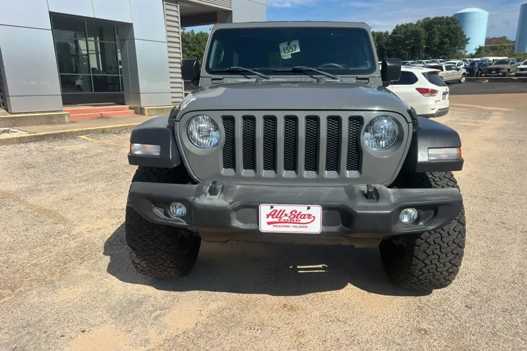 2019 Jeep Wrangler Unlimited Sport photo 1