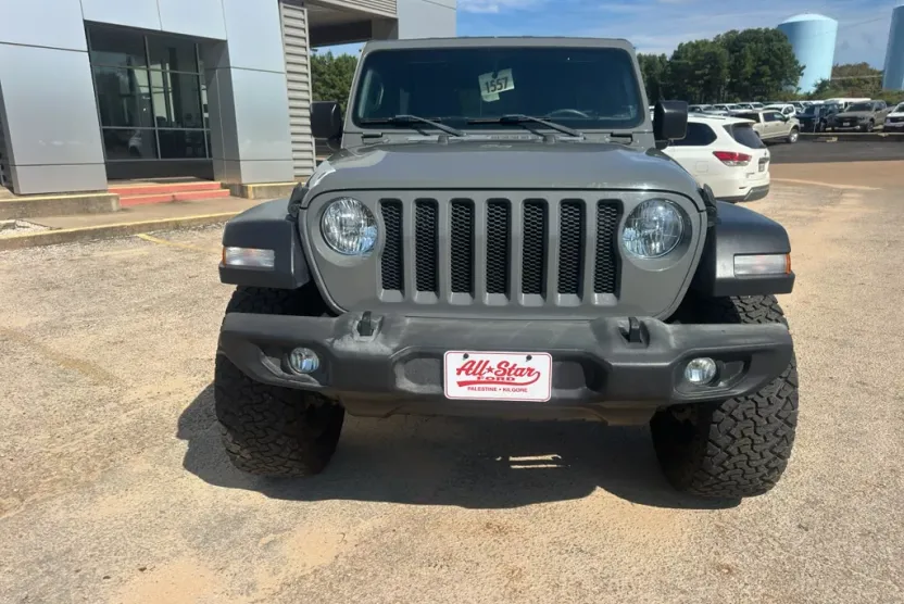 2019 Jeep Wrangler Unlimited Sport photo 1