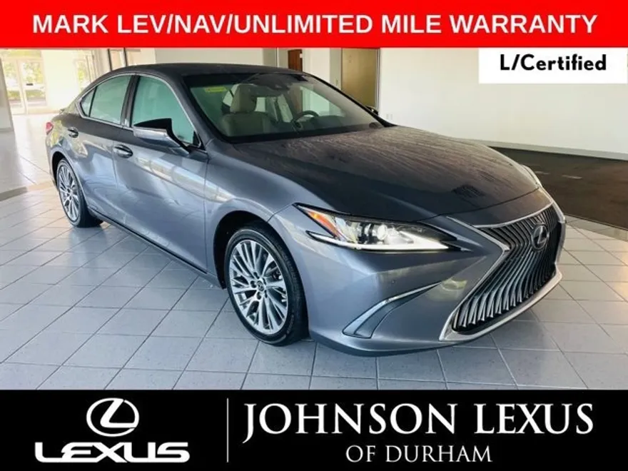 2021 Lexus ES 300h photo 1