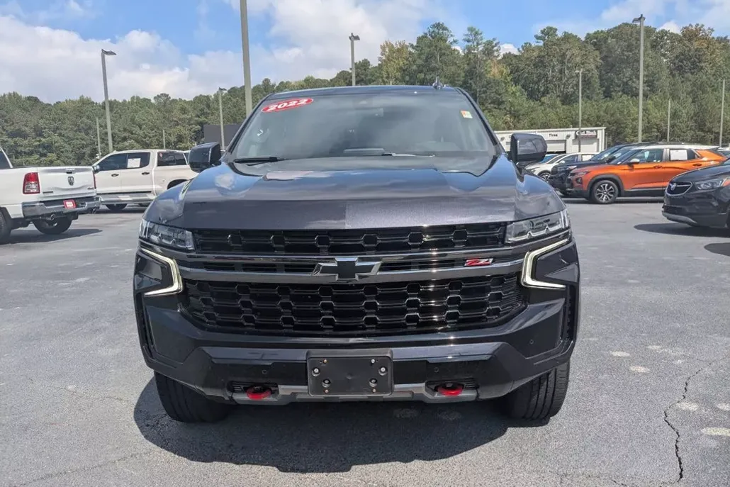 2022 Chevrolet Suburban Z71 photo 1
