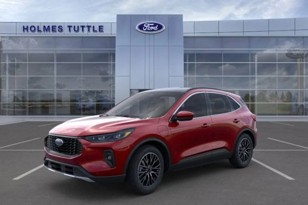 2025 Ford Escape photo 1